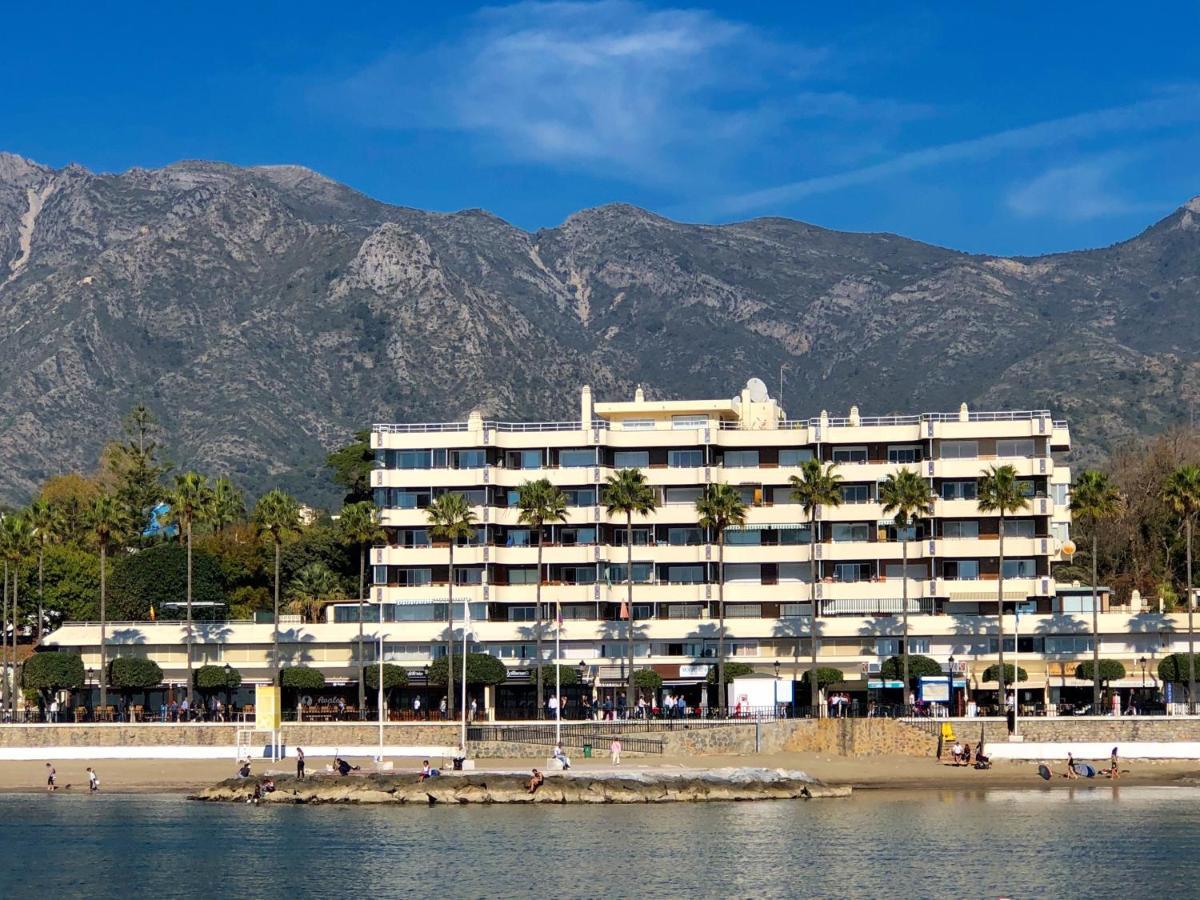 Beach Front Apartment-1St Line Marbella Eksteriør billede